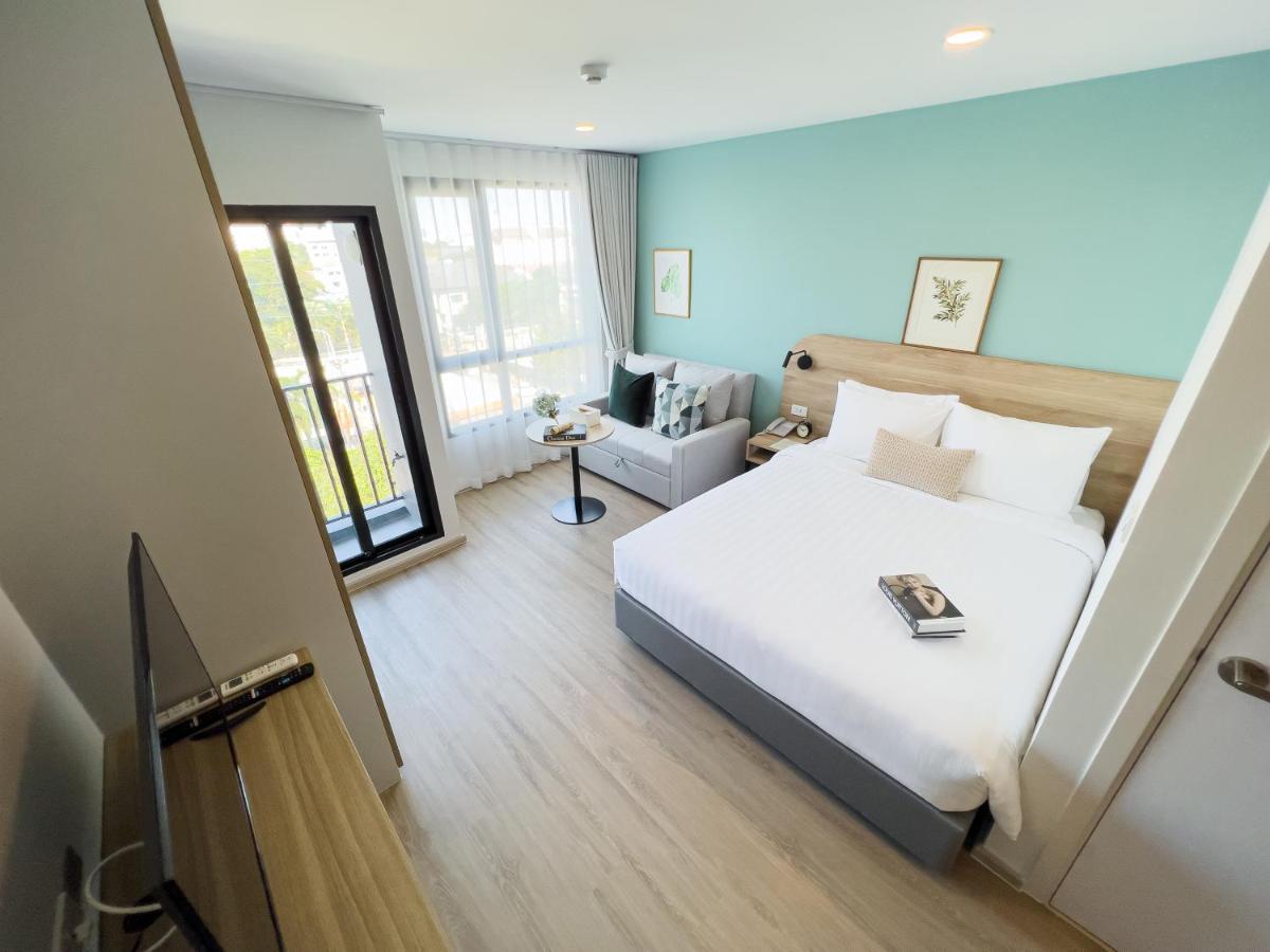Wellness Stay & Hotel Sukhumvit 107 Bangkok Exterior photo