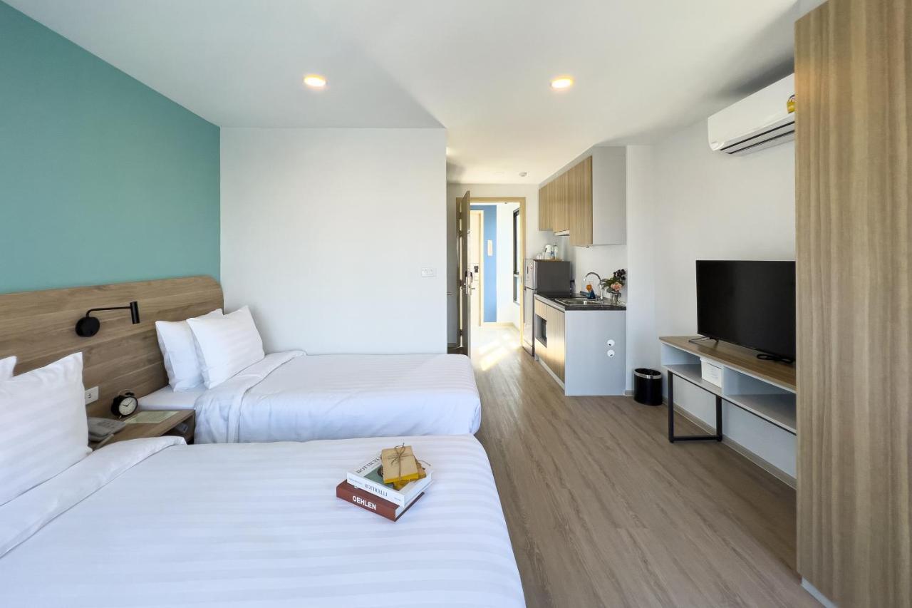Wellness Stay & Hotel Sukhumvit 107 Bangkok Exterior photo