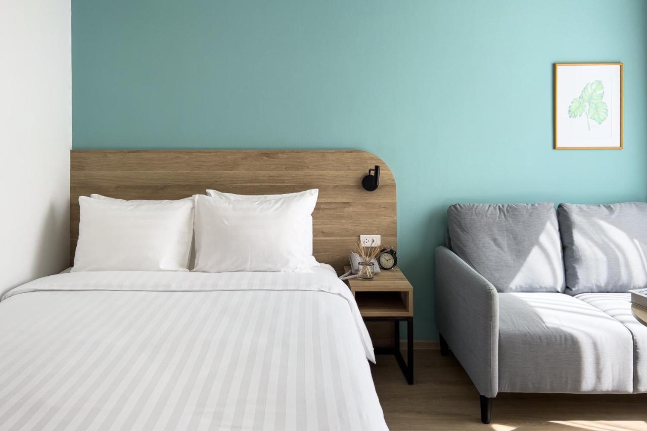 Wellness Stay & Hotel Sukhumvit 107 Bangkok Exterior photo