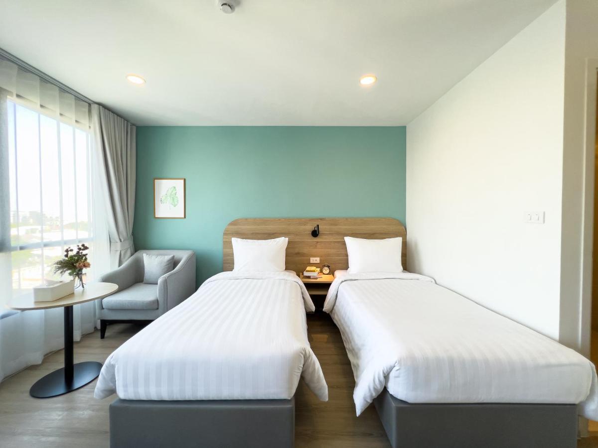 Wellness Stay & Hotel Sukhumvit 107 Bangkok Exterior photo